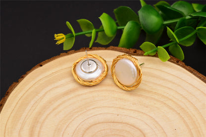 Boucles d'oreilles clous en perles baroques naturelles